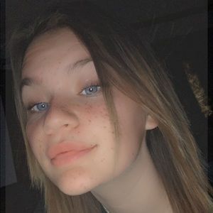 Meet your Posher, Vicki